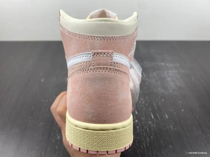 Air (Women's) Retro Pink Washed 1 High OG Jordan FD2596-600 0505